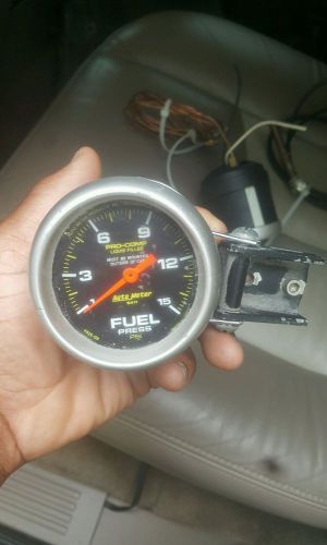 Auto meter 2 5/8 liquid filled fuel gauge p/n 5411