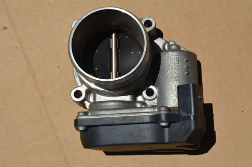 Vw beetle golf audi a3 a4 a5 a6 q5 allroad tt 2.0t throttle body 06f133062q