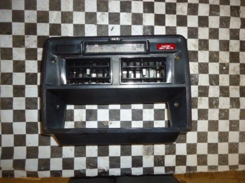 1974,75,76,77,78 datsun 260z/280z center dash ac/heat vent bezel with map light!