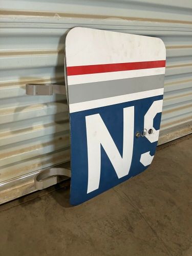 1997 cessna 172r baggage door p/n: 0717037-803 alt p/n: 0717037-6(8)