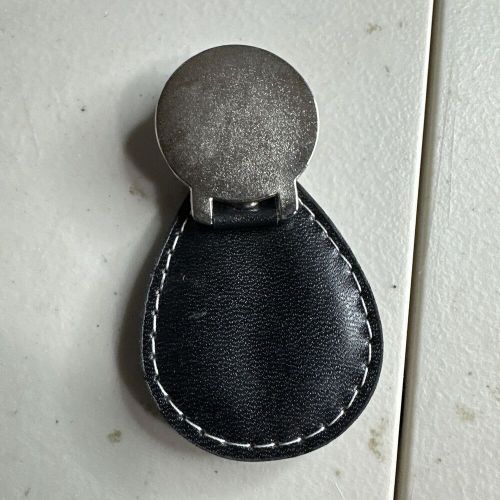 Z28 leather keychain