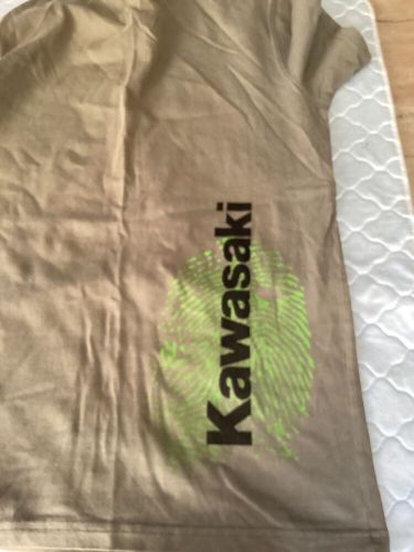 Kawasaki sports t-shirt - size medium genuine merchandise