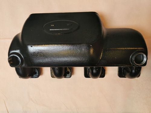 Marine diesel hammerhead exhaust manifold