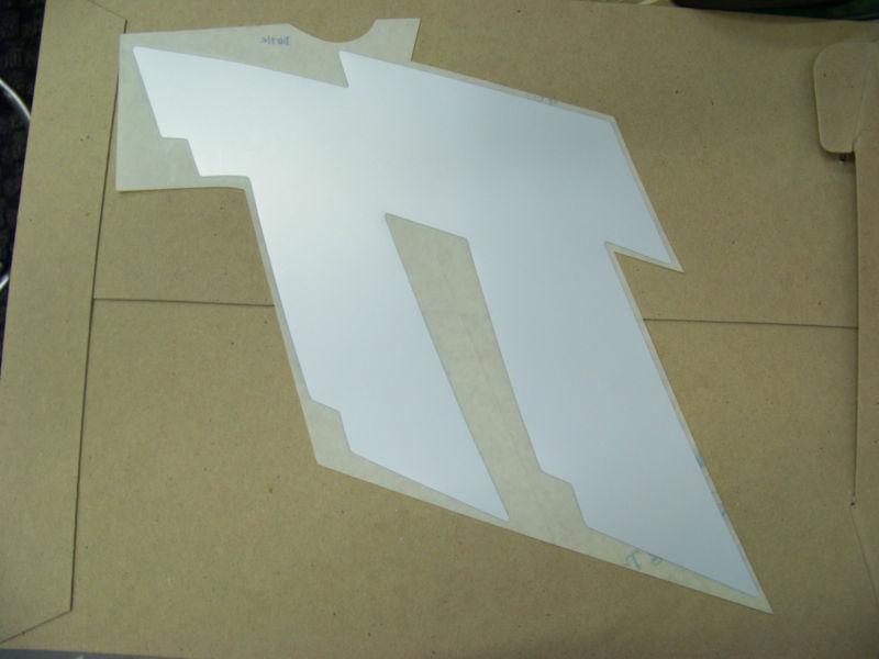 Triumph decal fairing tt, rh, mirror, part t2303492