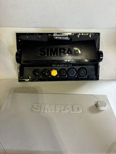 Simrad nss9 evo3s chartplotter/fishfinder mfd 000-15402-001