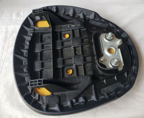 Hayabusa rear seat oem       2008 - 2019 hayabusa