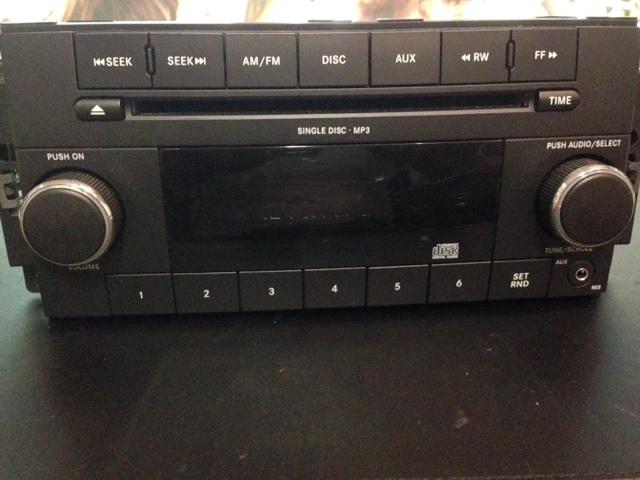 Oem chrysler radio single disc/mp3