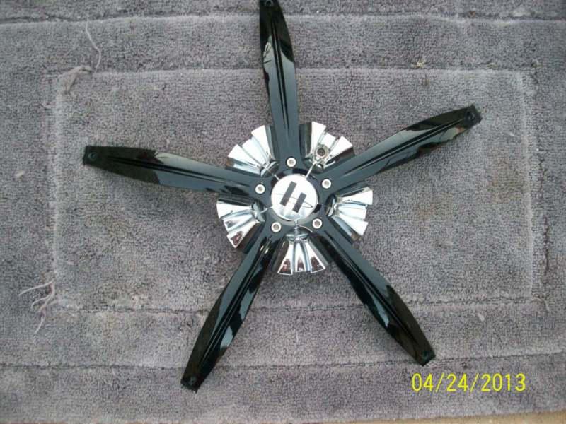 Helo custom wheel center cap he844l160