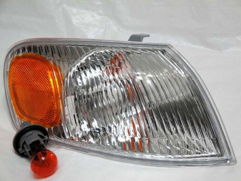 98-00 corolla corner parking turn signal side marker light lamp r h w/bulb new