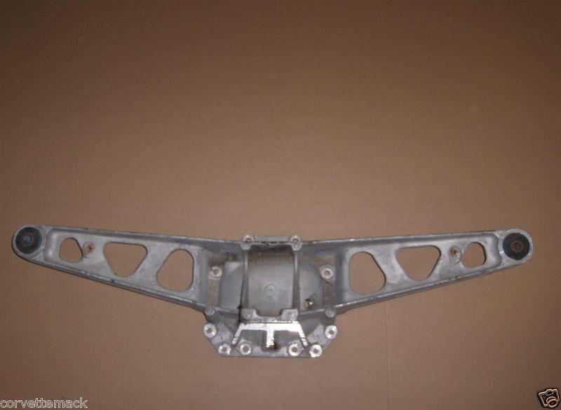 Corvette rear differential cover gm 80,81,82