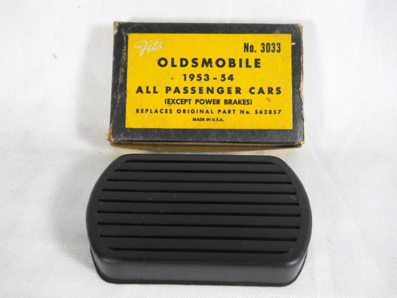 Vintage nos replacement pedal pad ~ 1953-1954 oldsmobile ~ brake pedal pad