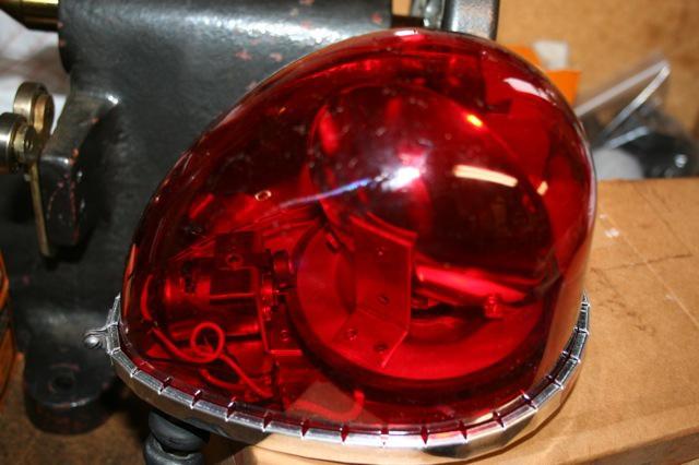 Harley 67627-64b panhead flathead shovelhead 12 volt police lamp red lens nos