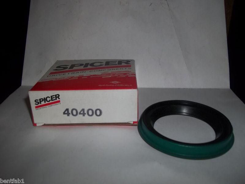 Dana spicer 40400 oil seal new old stock