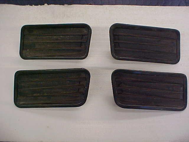 1967 mustang fastback side vents full set original dark green