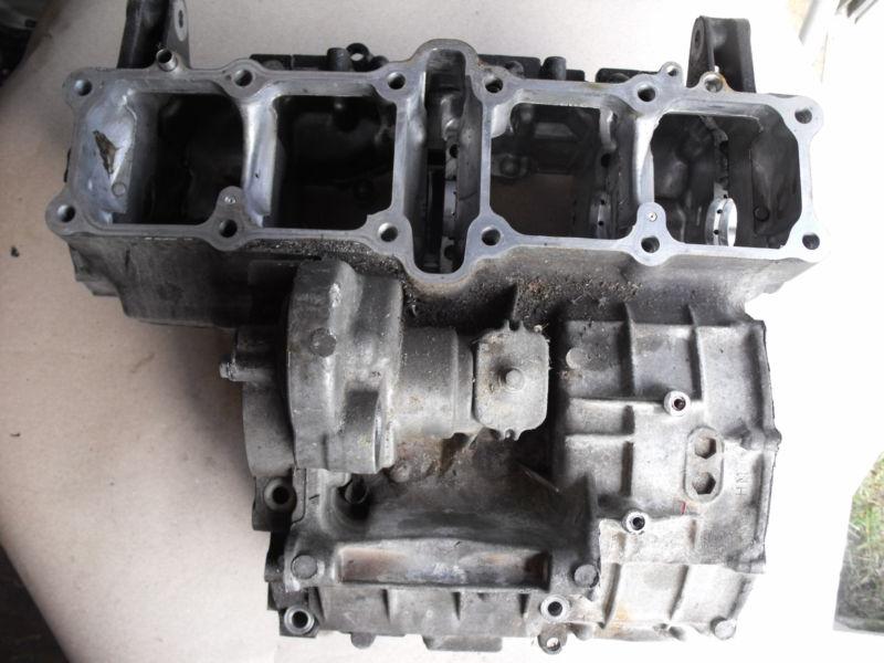 1987-1988  honda cbr1000f hurricane top bottom crankcase