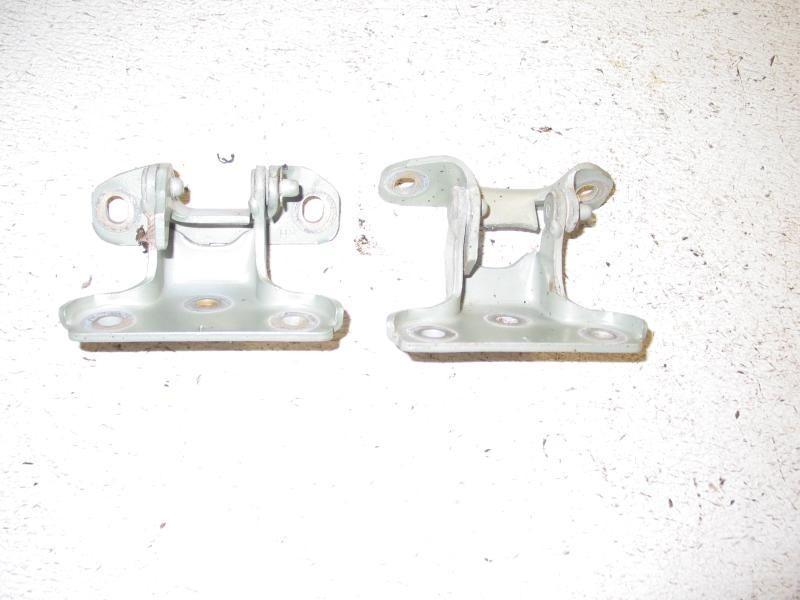 04 03 02 01 land rover discovery front right door hinges pair 30043