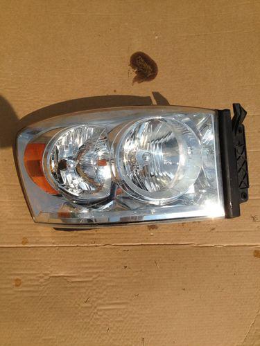  07 dodge ram head lights