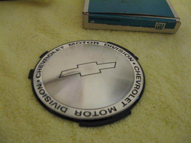 1969 chevy biscayne impala belair wheel cover plastic insert   nos