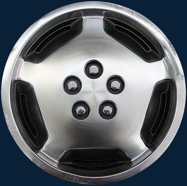 1989 chrysler le baron 15" hollander # 471 hubcap 5 slots used rare