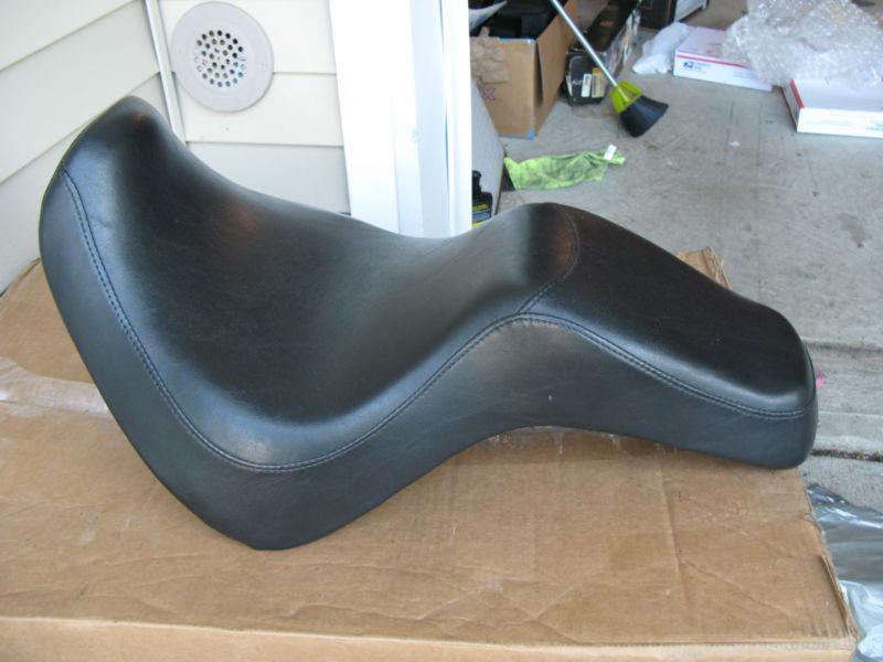 Softail deuce stock seat