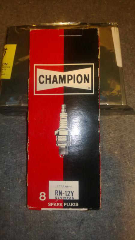 Vintage original champion spark plugs rn-12y  8 pack nos