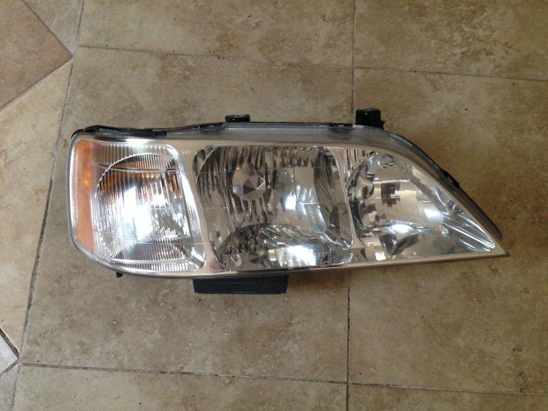 99 00 01 02 03 04 acura rl passangers headlight oem right front