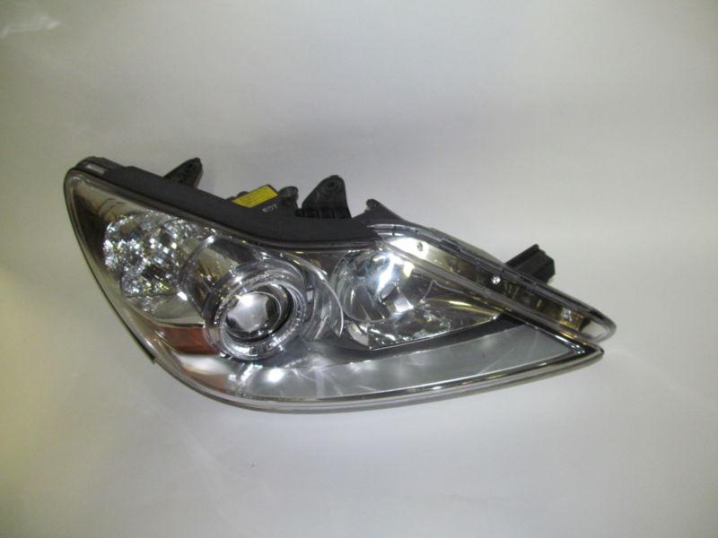 09 2010 2011 hyundai genesis sedan oem right xenon headlight nice! 