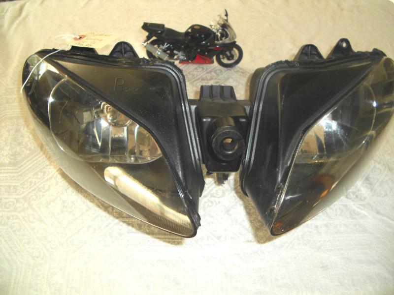 Yamaha r1 yzf 1000 headlight light front upper 2001