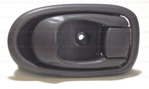 96 - 00 right inside door handle  fits: hyundai elantra