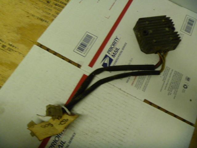 1981 honda gl500 gl 500 silverwing silver wing voltage regulator rectifier 12 42