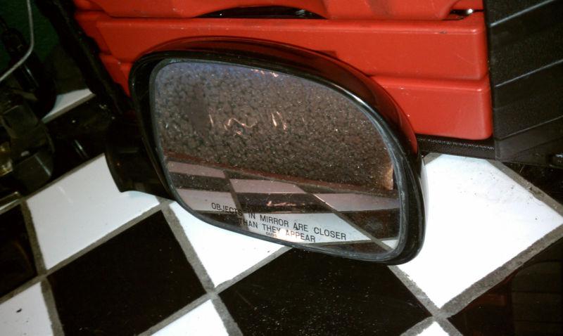 96 97 98 99 00 caravan r. side view mirror power heated