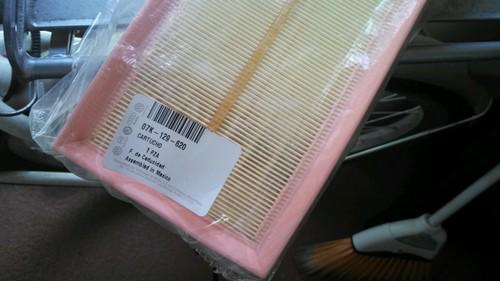 Volkswagen  2.5 liter 5-cylinder engines oem air filter 07k129620