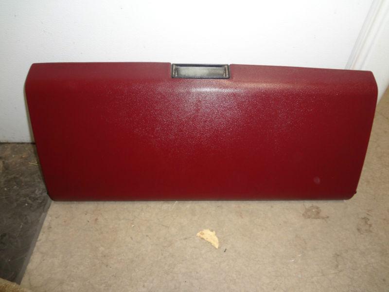 Chevy truck suburban blazer 88-94 dash glove box door panel pickup jimmy