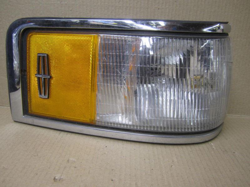 Lincoln town car 1990-1994 corner light passenger rh right