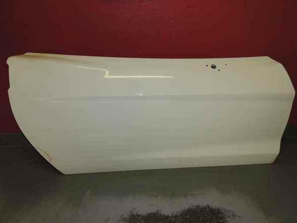 2005-2013 corvette passenger door shell damaged oem lkq