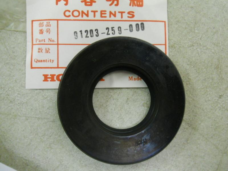 Honda nos ca72, ca77, cb72, cb77, cl72, cl77, oil seal, # 91203-259-000   a1