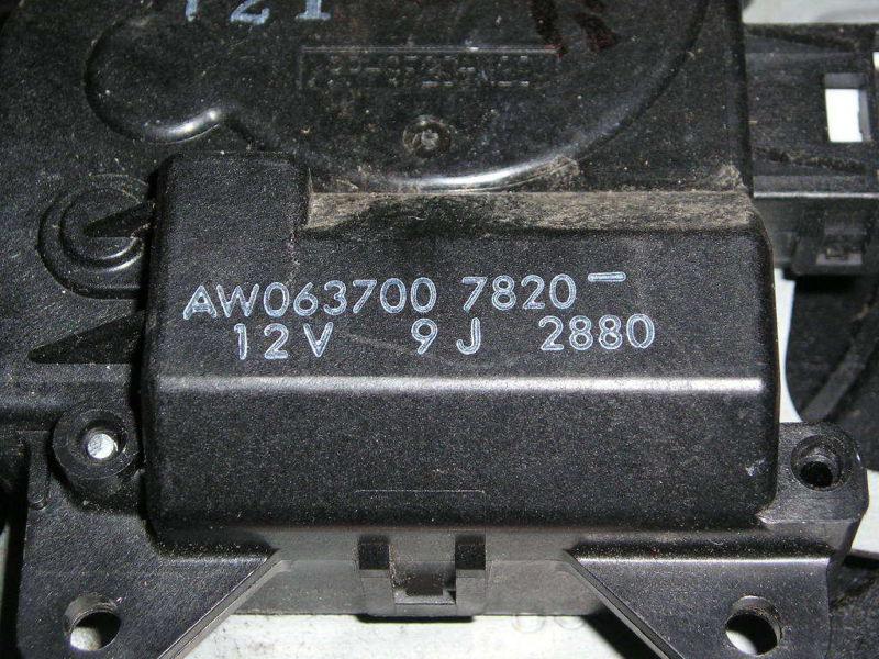 A/c blend flap vent actuator motor lexus es300 toyota solara aw063700 7820 oem