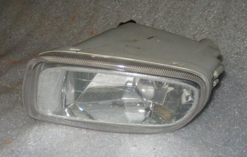 Hyundai elantra left fog light 01-03 oem drivers side