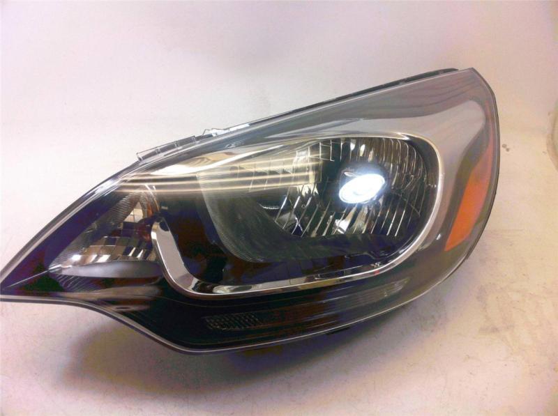 12 13 kia rio oem halogen headlight left driver complete & great 92101 1w