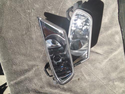 Honda odyssey 2005 up fog lights oem with brackets complete