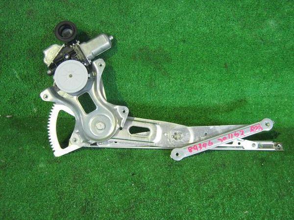 Toyota prius 2011 rear right door regulator [4613320]