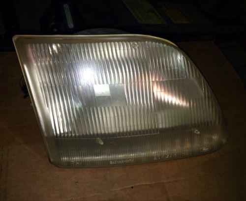 97 98 99 00 01 02 03 04 ford f150 right headlight