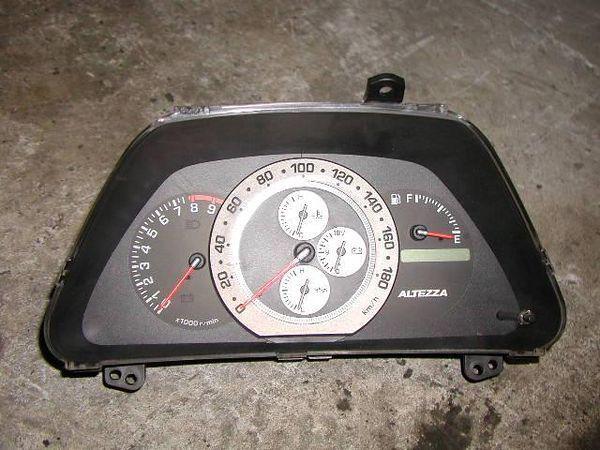 Toyota altezza 1999 speedometer [2361400]