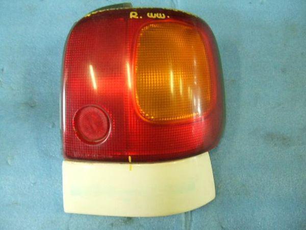 Mazda carol 1990 rear right combination lamp [0215500]