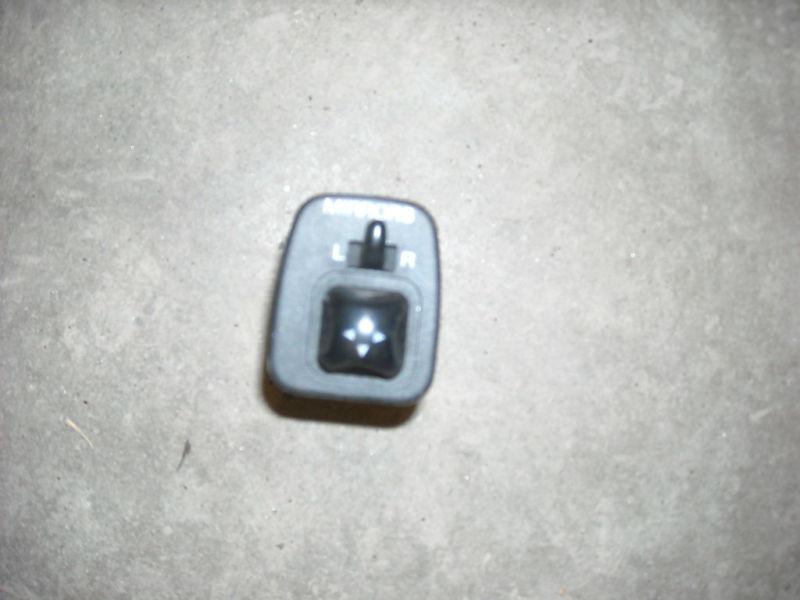 01 mercury sable power mirror switch