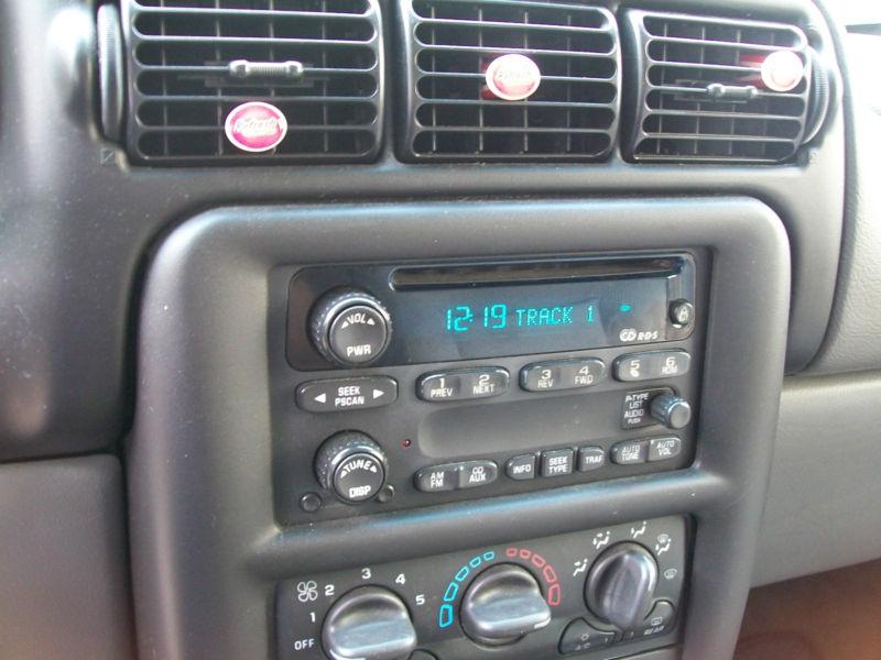 00 2000 01 2001 chevy gmc gm impala malibu venture rds radio cd player 09394149