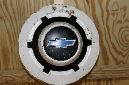 1969-1972 chevy 3/4 ton pickup truck white  hub cap  &#034;12 inch&#034; c20 center cap