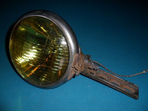 Vintage 40&#039;s-50&#039;s auto radiator auxilary light #20-22 amber fog lamp w/bracket