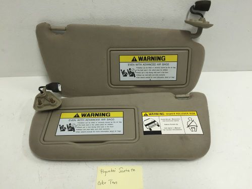 2001 05 hyundai santa fe sun visor set pair oem sunvisors color tan w/lights