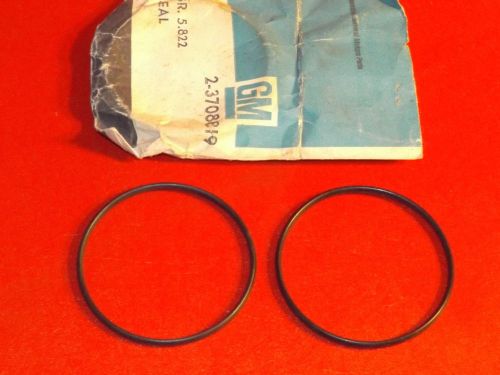 Nos 1954-1972 chevrolet big truck rear wheel hub bearing o ring seals 3708819 gm